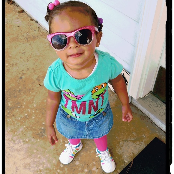 Meet your Posher, Tanisha - Picture 3 of 7